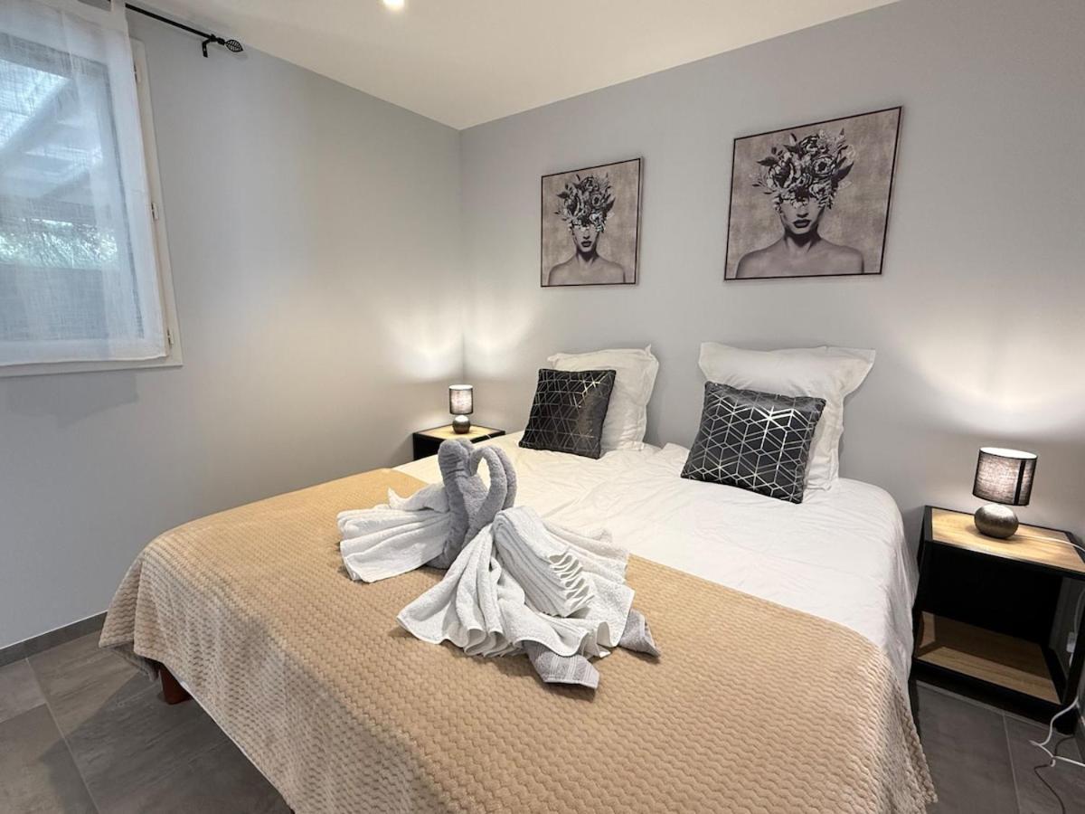 Appartement Le Cocon Proche Station Ski-Piscine Saint Avre la Chambre ภายนอก รูปภาพ