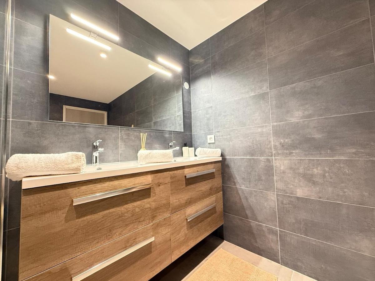 Appartement Le Cocon Proche Station Ski-Piscine Saint Avre la Chambre ภายนอก รูปภาพ
